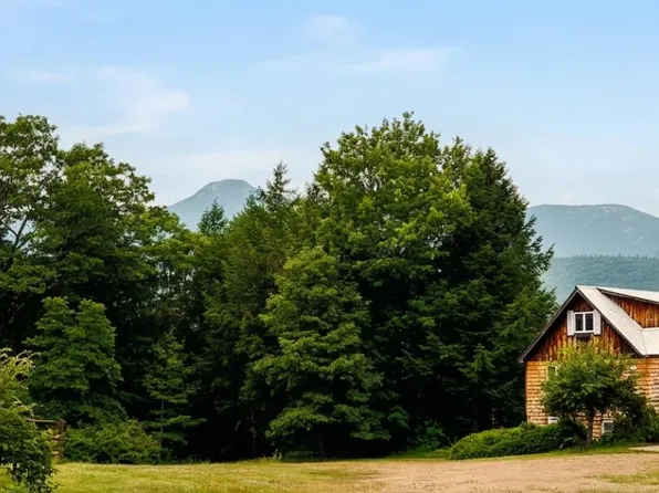 17 Croto Lane, Albany, NH 03818