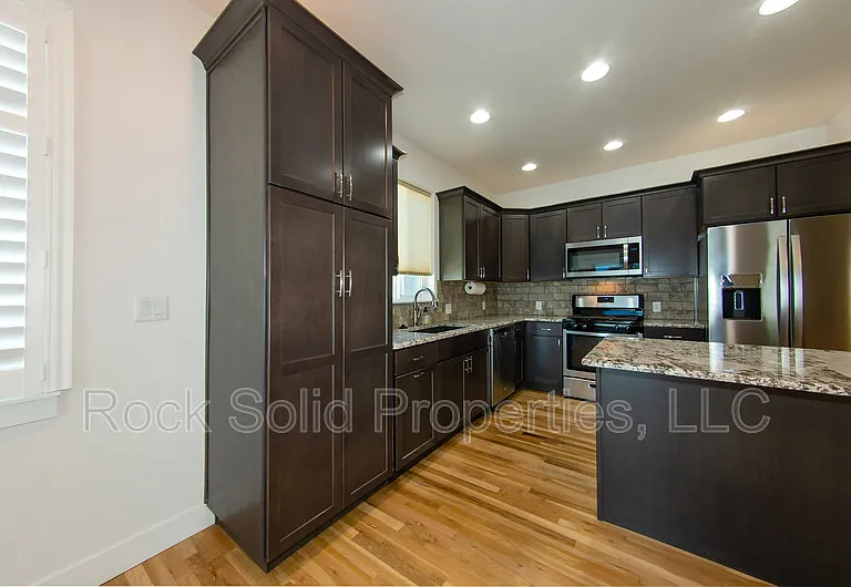 3519 Blue Feather Trl — Photo 12