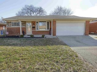 29642 Pinto Dr, Warren, MI 48093