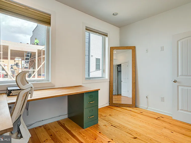 1509 S Dorrance St — Photo 10