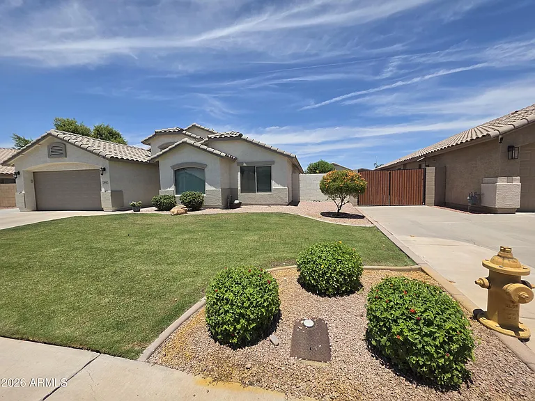 2442 E Nathan Way — Photo 15