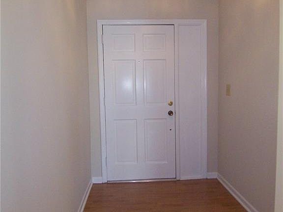 5th image of 1221 Donna Dr