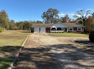 16590 Hickory Dr, Siloam Springs, AR 72761