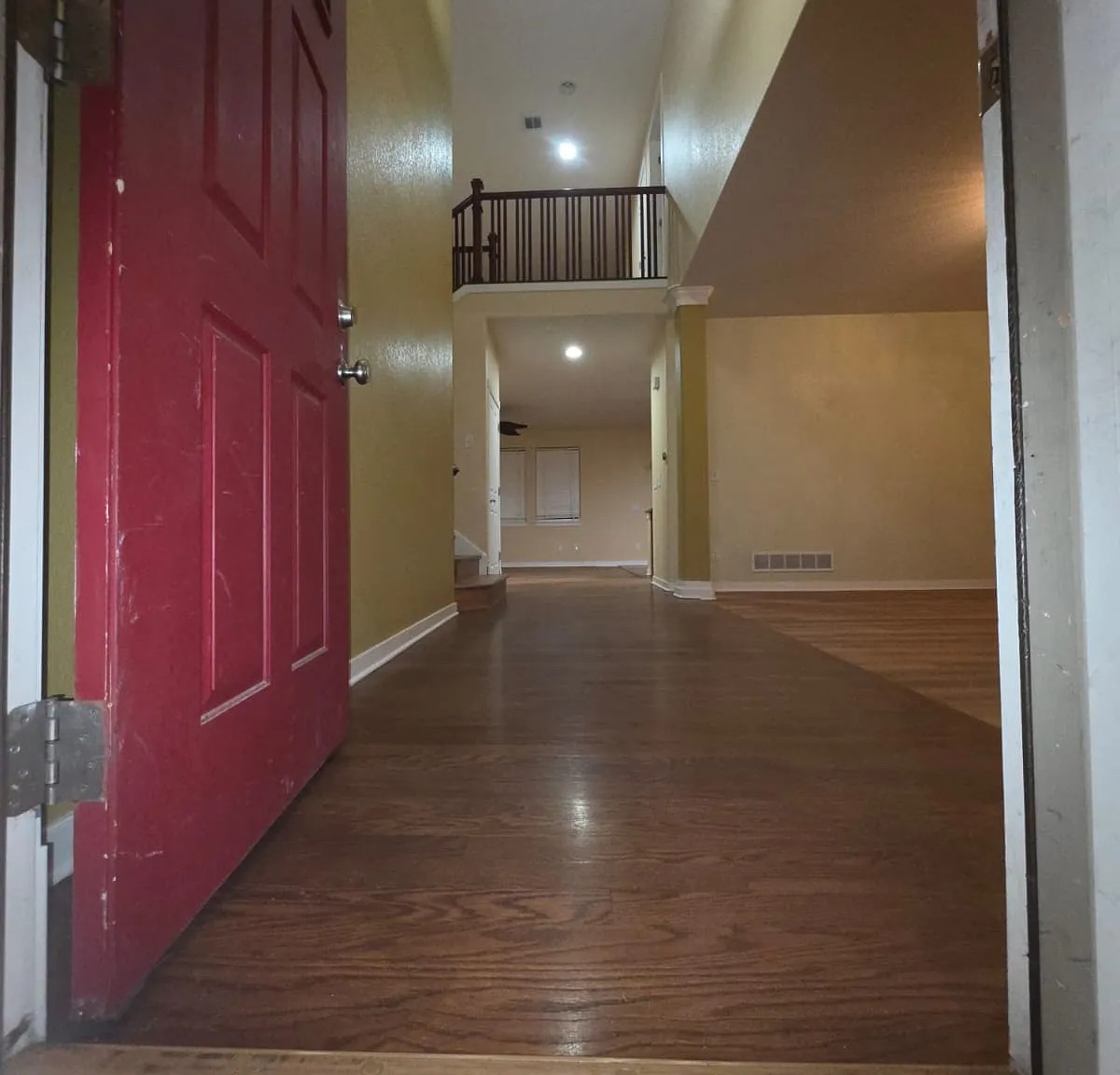 5 bed, 4700 sqft, $3,699 — Photo 1