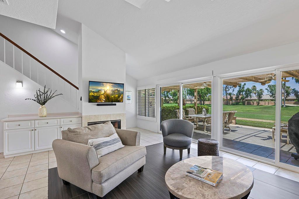 77704 Woodhaven Dr N