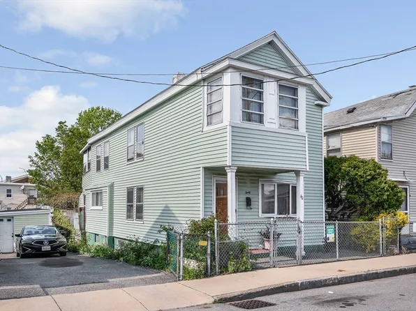 40 North St, Lowell, MA 01852