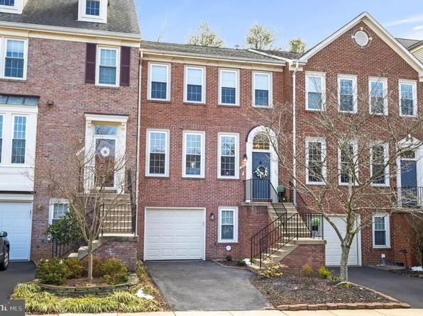 7693 Lavenham Lndg, Alexandria, VA 22315