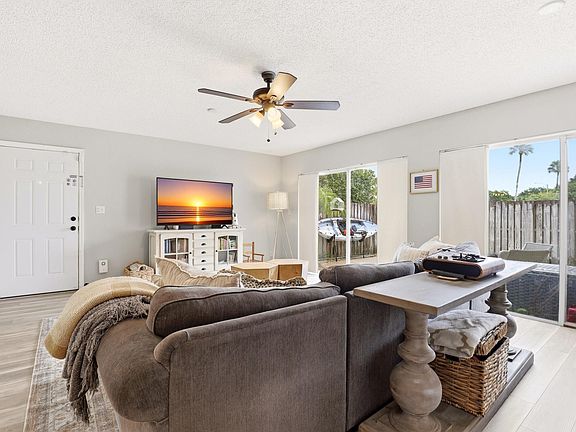 4th image of 4348 Hazel Avenue #D