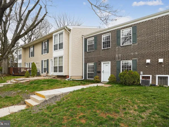 304 Middleton Pl, Norristown, PA 19403