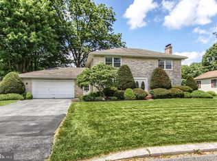 1657 Oak St, Lebanon, PA 17042