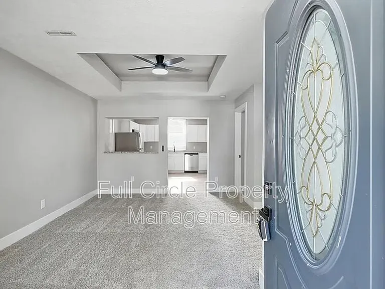 504 Harris St — Photo 3