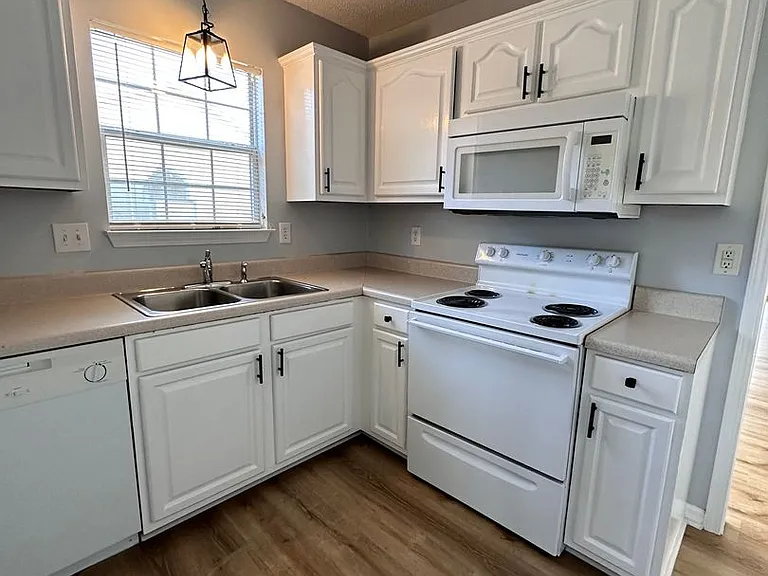 309 Tylers Way — Photo 8