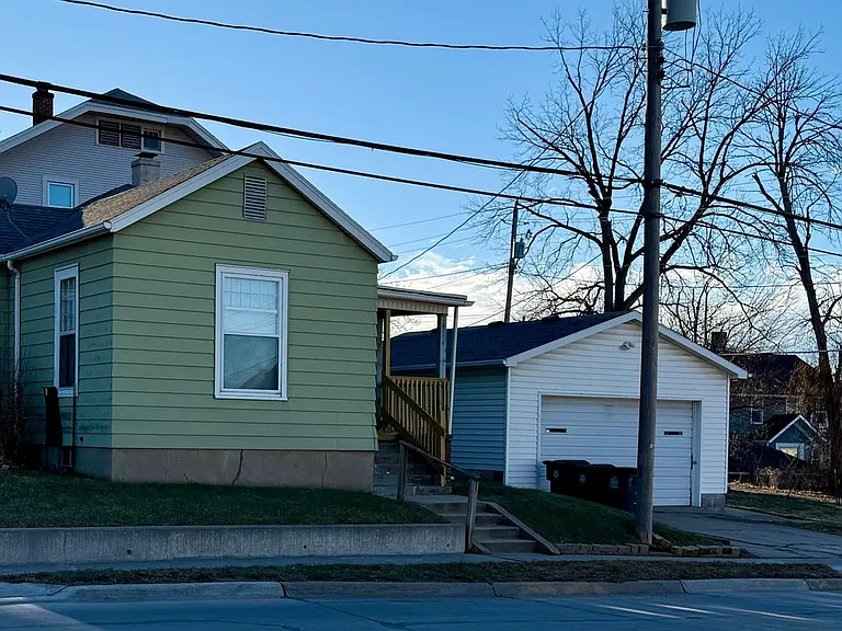 140 Lincoln Ave — Photo 16