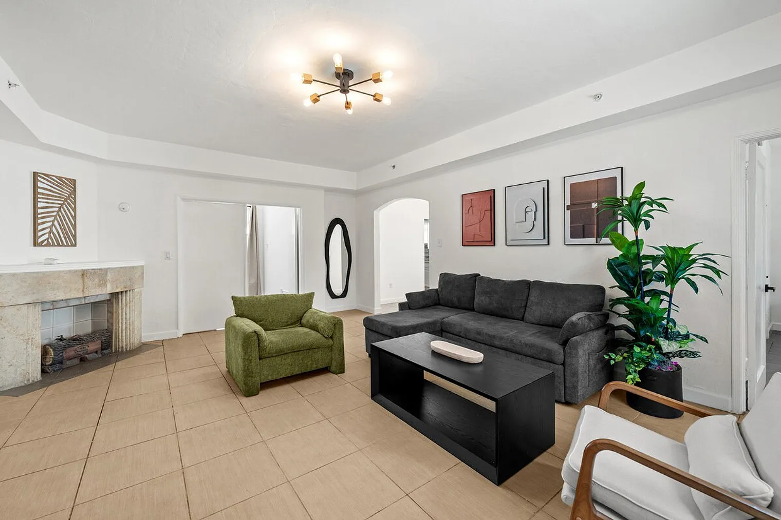 4 bed, 2.0 bath, 1614 sqft, $19,275 — Photo 1