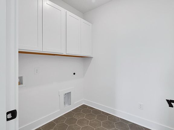 4th image of 3104 Sandy Pearl Way