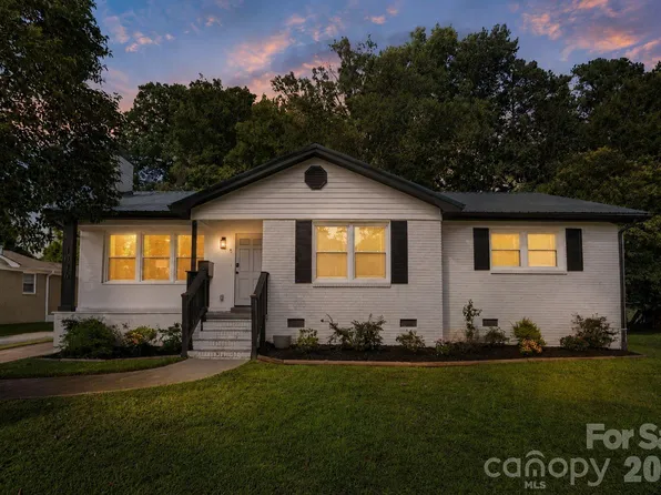 1036 Cutler Pl, Charlotte, NC 28205