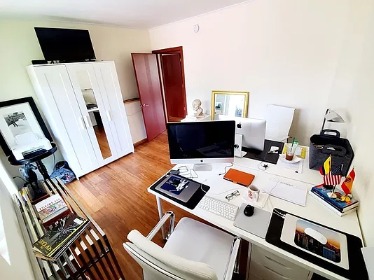 Rented by Ridgewood Capital NYC LLC | media 26