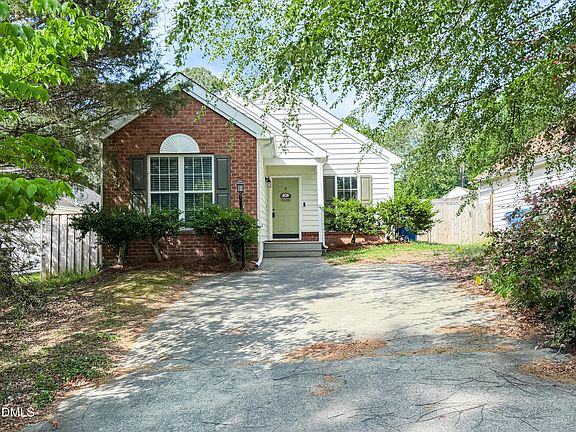 2nd image of 6304 Forest Ridge Dr