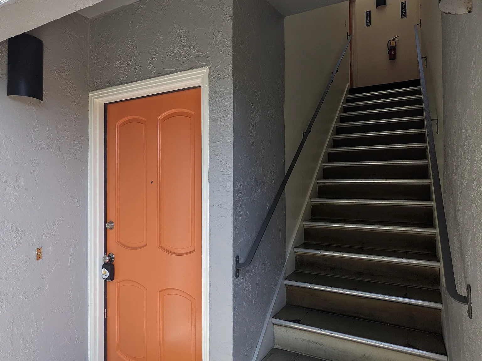 Oxford-Cedar Apartments — Photo 3