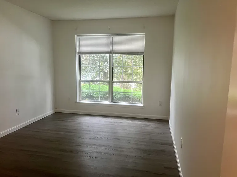 5 Bernards Rd #4 — Photo 10