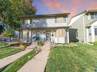 1917 S Sherman Ave, Sioux Falls, SD 57105