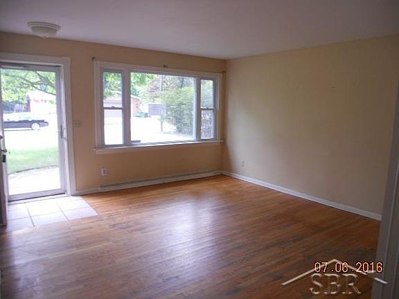 4th image of 2859 Dawson Dr
