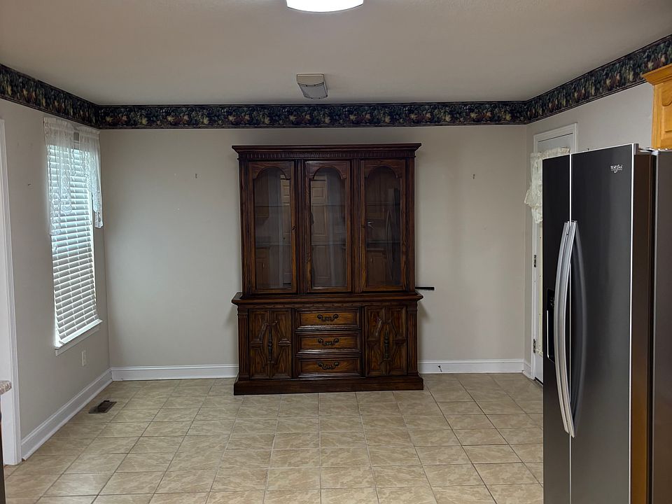 1st image of 4852 Waverly Ct