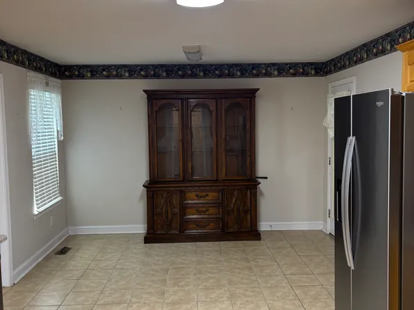4852 Waverly Ct, Ooltewah, TN 37363