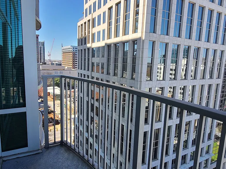 943 Peachtree St NE #1018 — Photo 11
