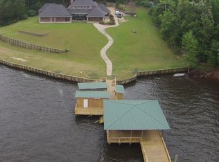 390 White Oak Dr, Many, LA 71449