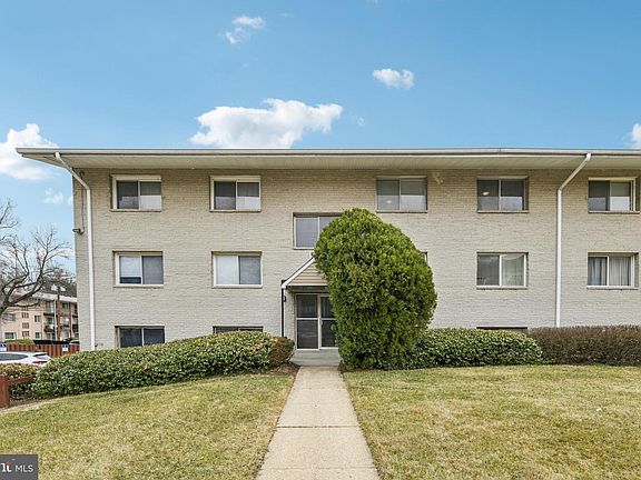 2nd image of 5434 85th Ave APT 202