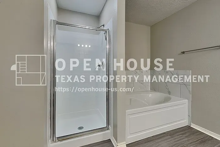 1636 Dogwood Ln — Photo 12