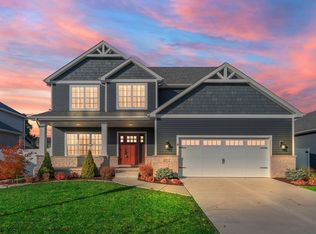 837 Highlands Dr, Crown Point, IN