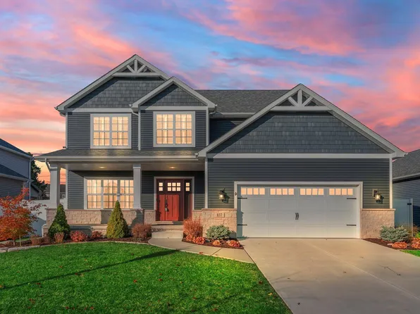 837 Highlands Dr, Crown Point, IN 46307