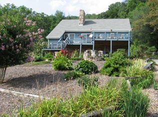 42 Easy St, Burnsville, NC 28714