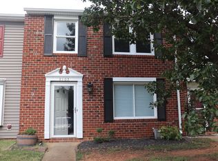 8102 Clovertree Ct, North Chesterfield, VA 23235