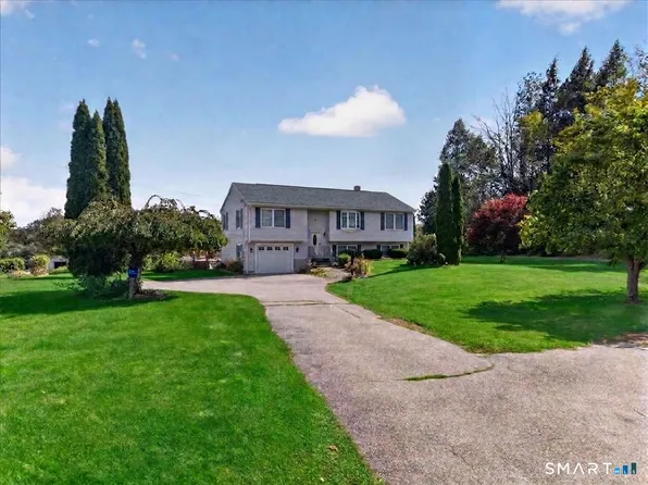 45 Wolf Den Drive, Pomfret, CT 06259