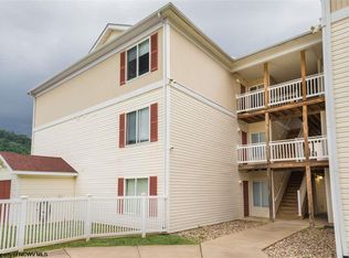 5311 University Commons Dr, Star City, WV 26505