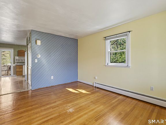 3rd image of 14 Lawton Road #17