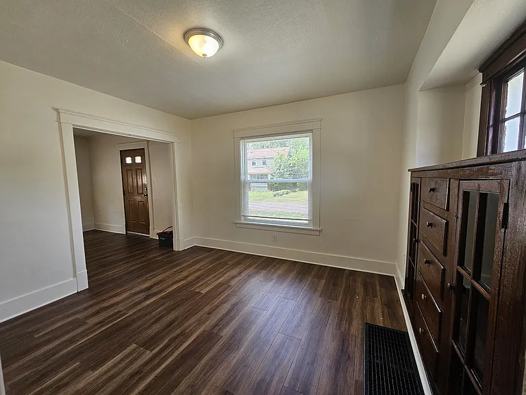 905 Belvedere Ave SE — Photo 13