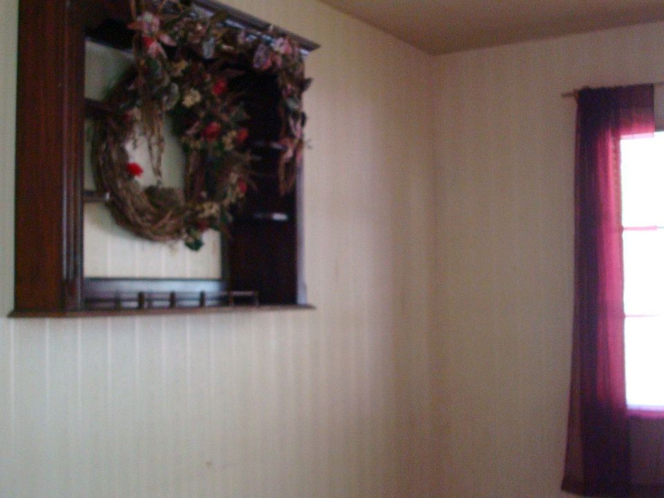 2nd image of 121 E Patterson St