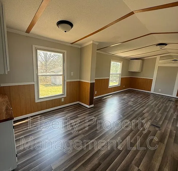 21 Hill Side Ln — Photo 4