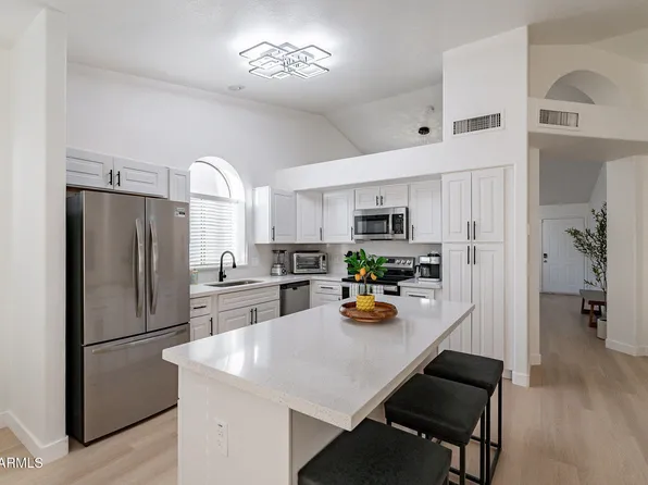 19842 N 44TH Drive, Glendale, AZ 85308