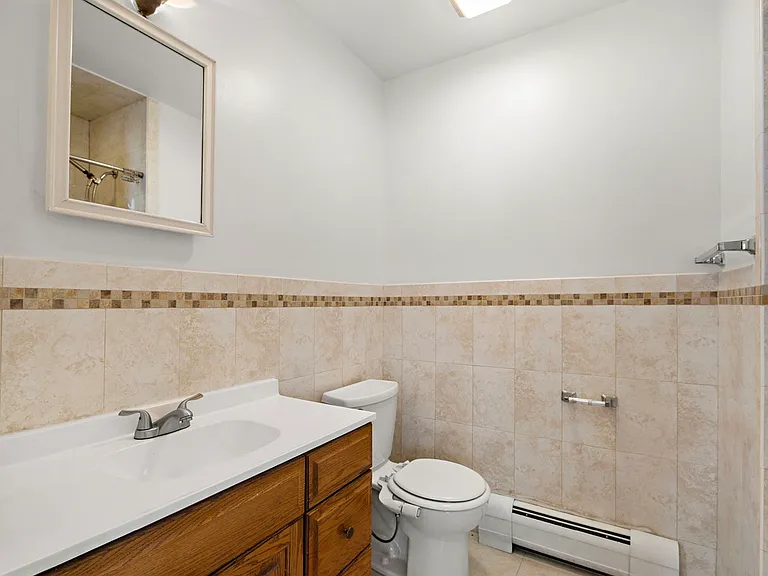 254 Division St #1R — Photo 12