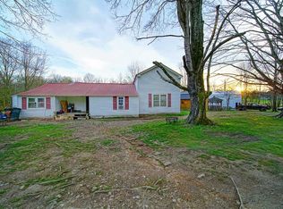 240 Buck Perry Rd, Bethpage, TN 37022