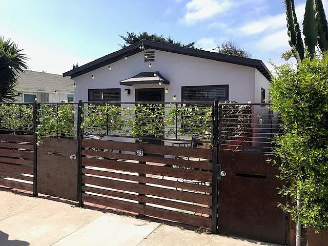 Private entrance and patio