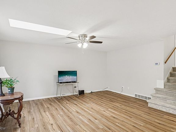 4th image of 9401 Pheasant Run Pl