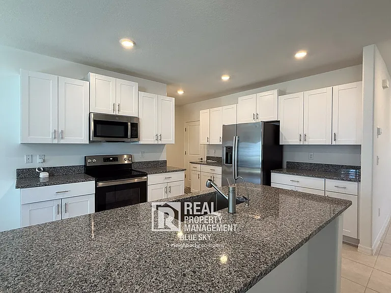 36590 Garden Wall Way — Photo 2