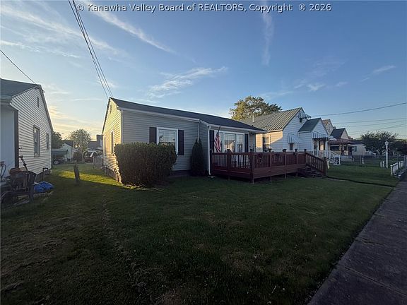2nd image of 313 21st St