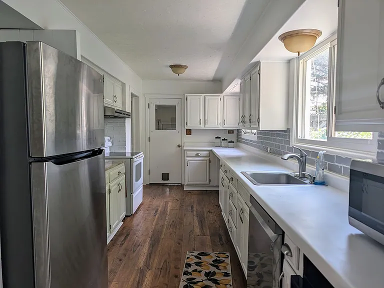 212 3rd Ave N — Photo 13